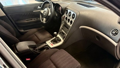 Alfa Romeo 159 2.2 JTS 16V Distinctive (11)