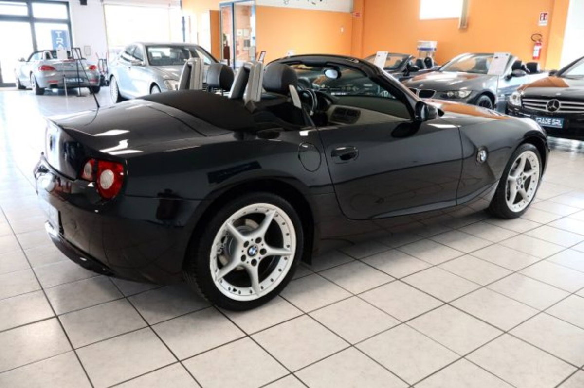 BMW Z4 Cabrio Z4 2.5i cat Roadster (9)