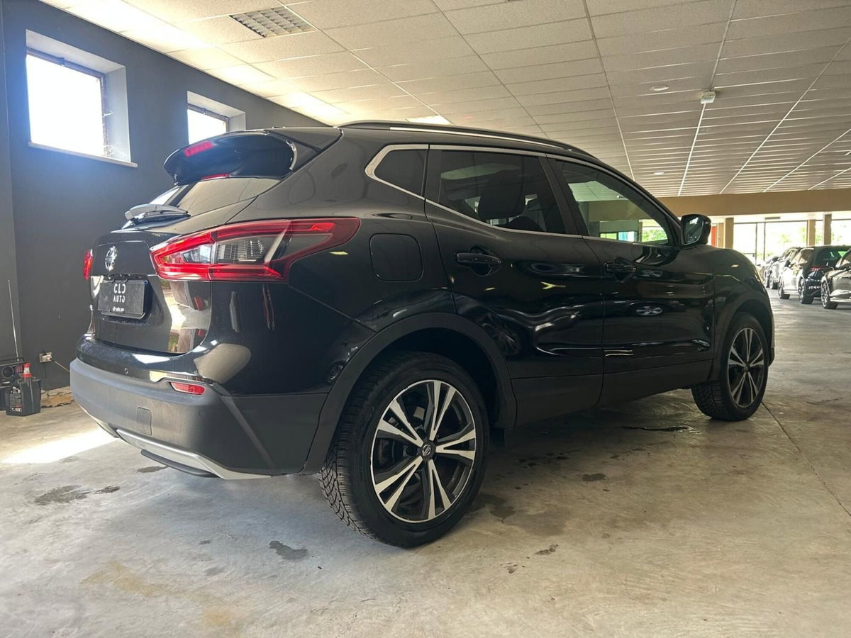 Nissan Qashqai 1.2 DIG-T Tekna (4)