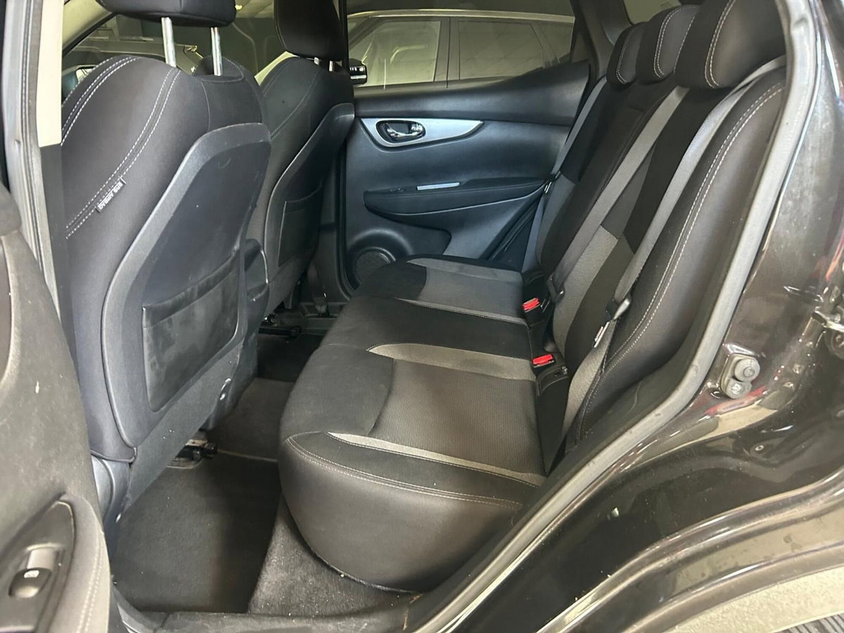 Nissan Qashqai 1.2 DIG-T Tekna (7)