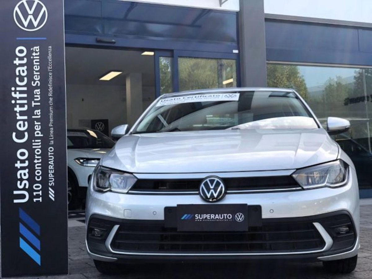 Volkswagen Polo 1.0 tsi R-Line 95cv (2)