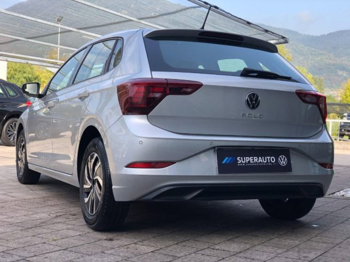 Volkswagen Polo 1.0 tsi R-Line 95cv (5)