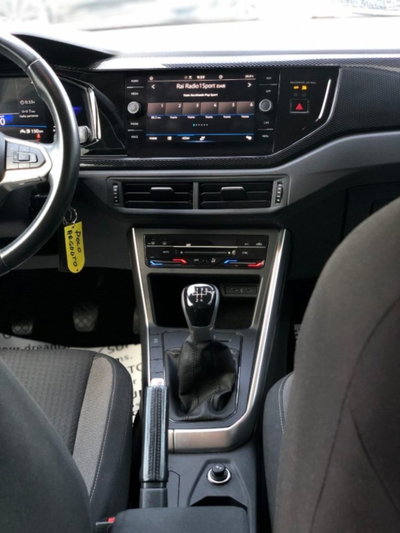 Volkswagen Polo 1.0 tsi R-Line 95cv (8)