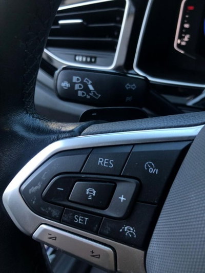 Volkswagen Polo 1.0 tsi Edition 95cv dsg (8)
