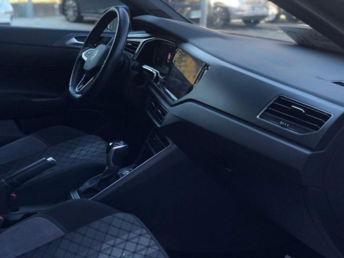 Volkswagen Polo 1.0 tsi Edition 95cv dsg (9)