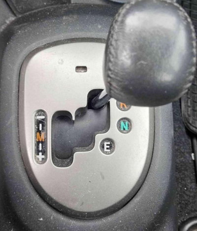 Daihatsu Charade 1.3 MMT B You Five (11)