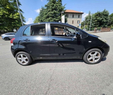 Daihatsu Charade 1.3 MMT B You Five (8)