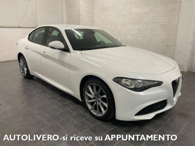 Alfa Romeo Giulia 2.2 Turbodiesel 150 CV AT8 Business usata