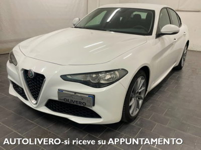 Alfa Romeo Giulia 2.2 Turbodiesel 150 CV AT8 Business (2)