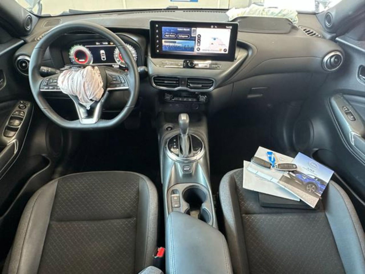 Nissan Juke 1.6 hev N-Connecta (13)
