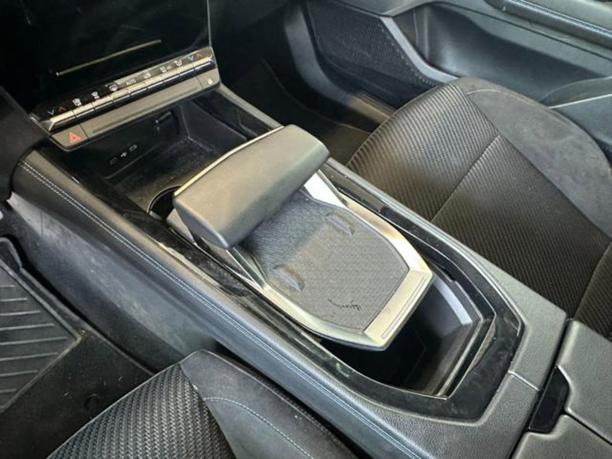 Renault Austral 1.2 full hybrid Techno Esprit Alpine 200cv auto (16)