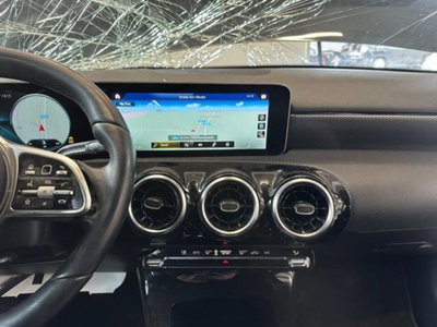 Mercedes-Benz Classe A Sedan 180 d Automatic 4p. Business (16)