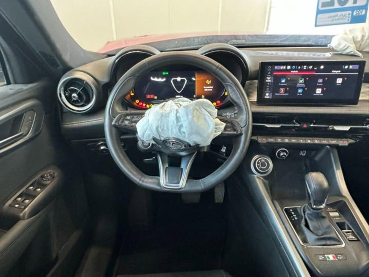 Alfa Romeo Tonale 1.6 Sprint 130cv tct6 (16)