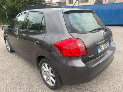 Toyota Auris 1.4 5 porte Sol (10)