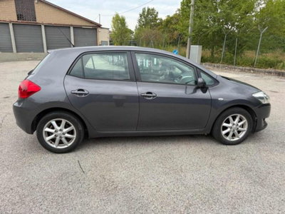 Toyota Auris 1.4 5 porte Sol (19)