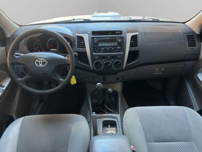 Toyota Hilux 3.0 D-4D 4WD 4p. Double Cab SR (14)