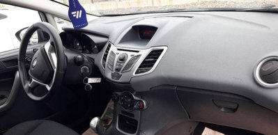 Ford Fiesta 1.4 TDCi 5p. Ambiente (6)