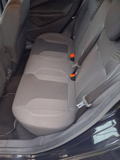 Ford Fiesta 900 (17)