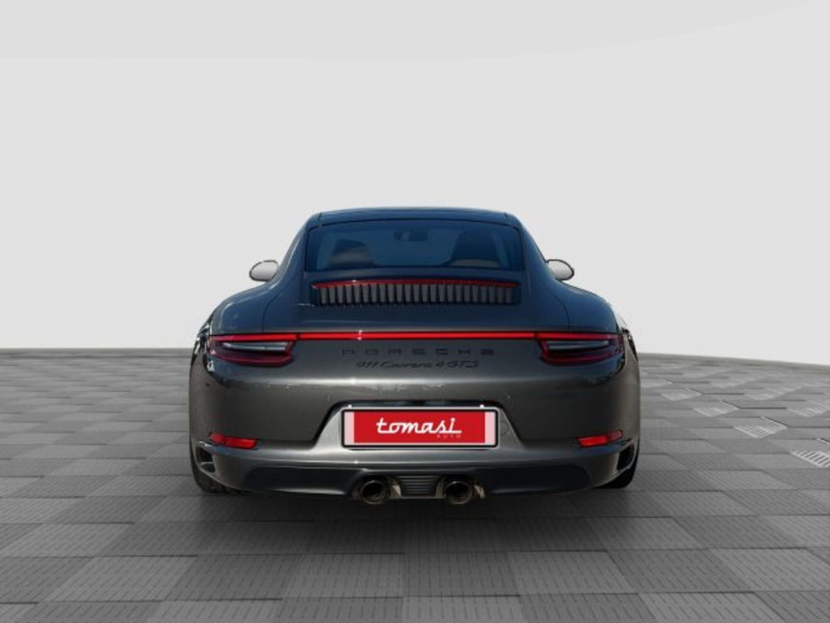 Porsche 911 Coupé 3.0 Carrera 4 GTS (4)
