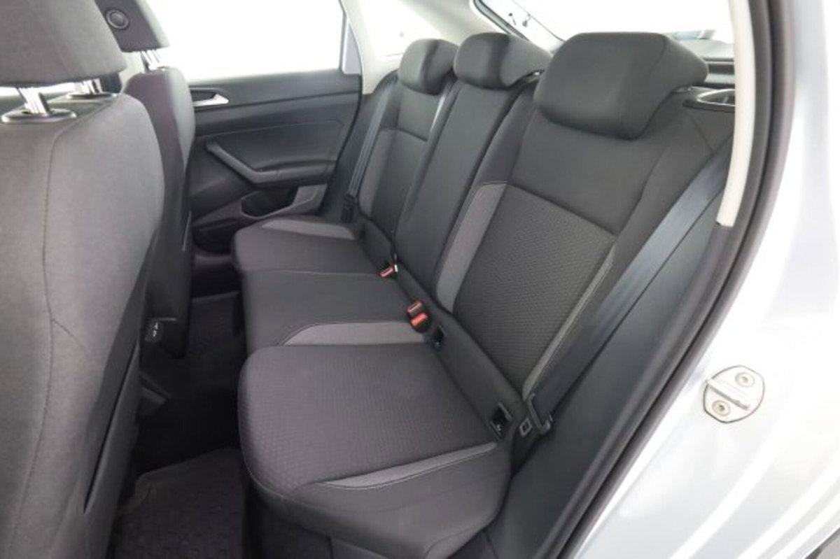 Volkswagen Taigo 1.0 TSI 110 CV Life (3)