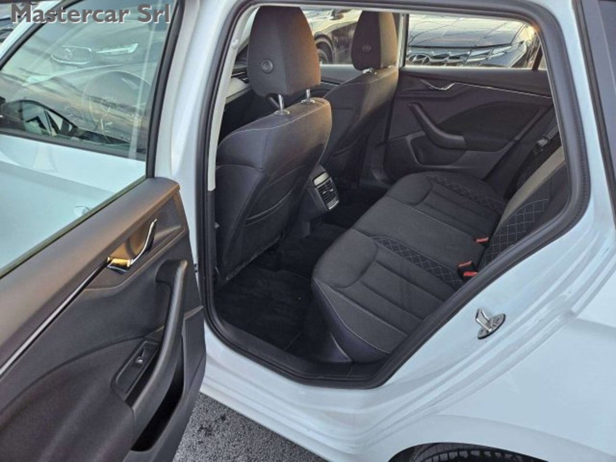 Skoda Kamiq 1.6 TDI SCR DSG Ambition (11)