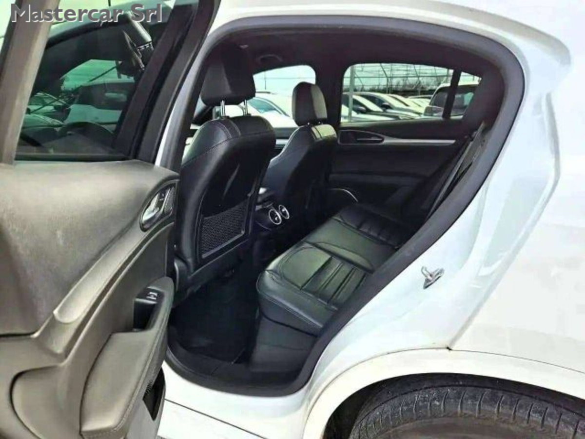 Alfa Romeo Stelvio 2.0 t Veloce Q4 280cv auto (11)