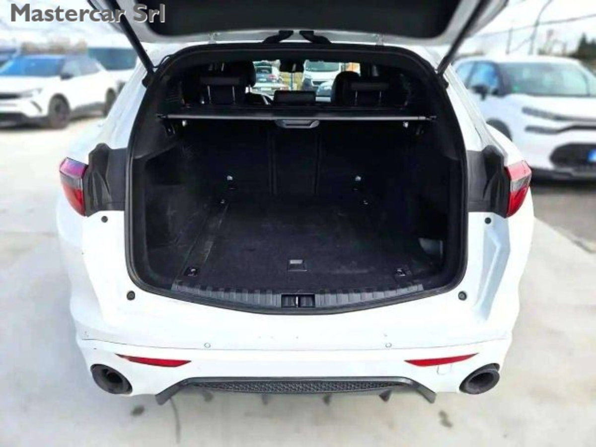 Alfa Romeo Stelvio 2.0 t Veloce Q4 280cv auto (15)