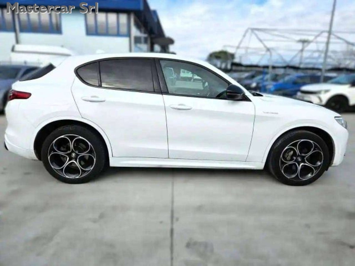 Alfa Romeo Stelvio 2.0 t Veloce Q4 280cv auto (6)