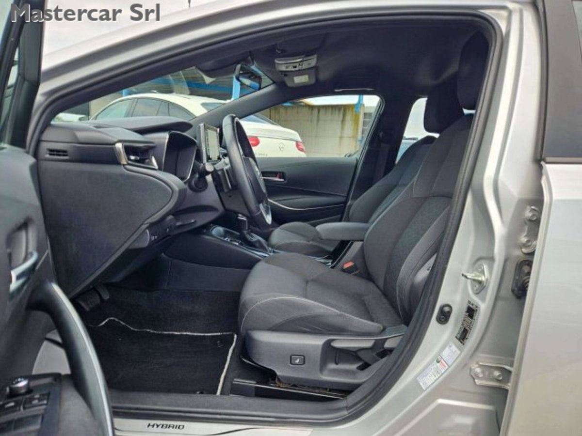Toyota Corolla Touring Sports 2.0h GR Sport auto (11)