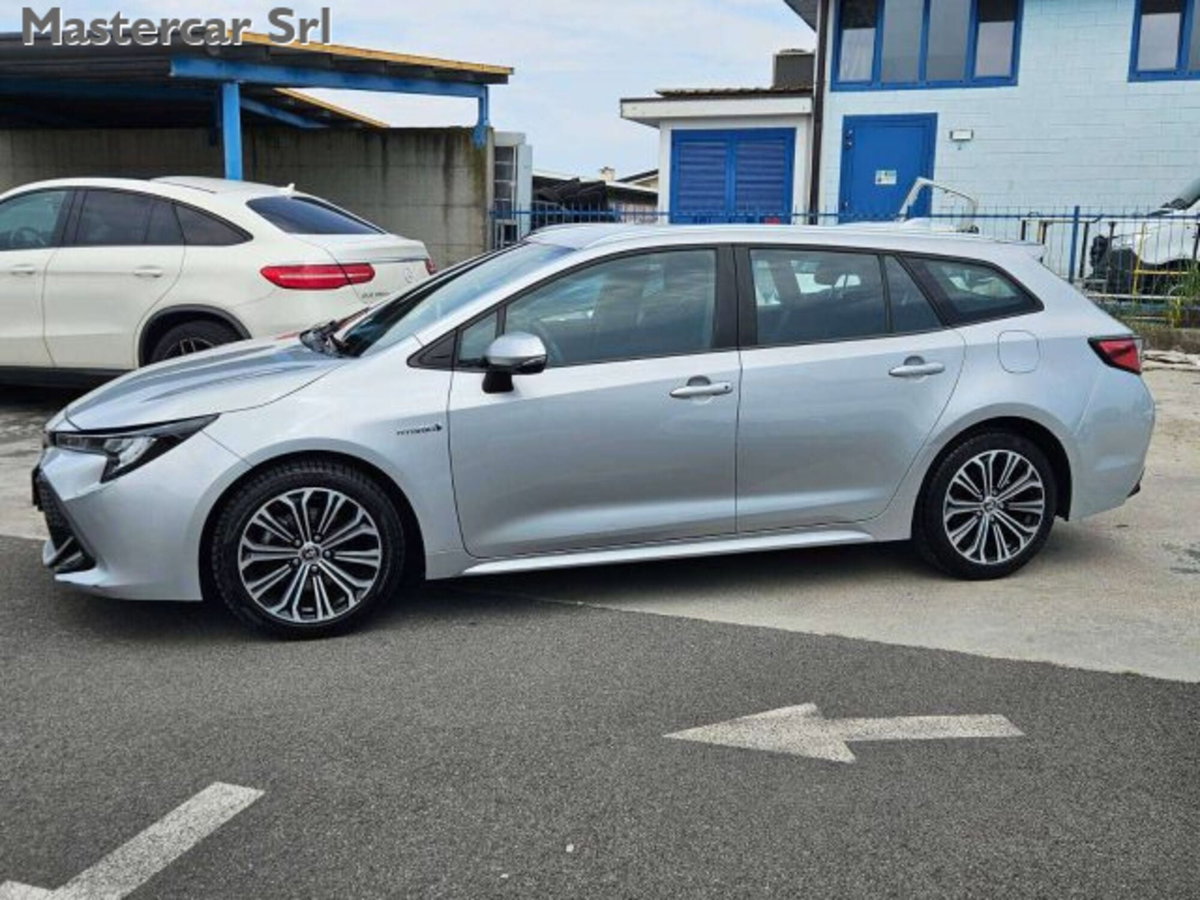 Toyota Corolla Touring Sports 2.0h GR Sport auto (3)