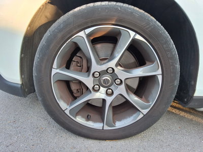 Volvo V40 Cross Country D2 Volvo Ocean Race (15)