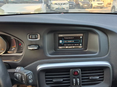 Volvo V40 Cross Country D2 Volvo Ocean Race (20)