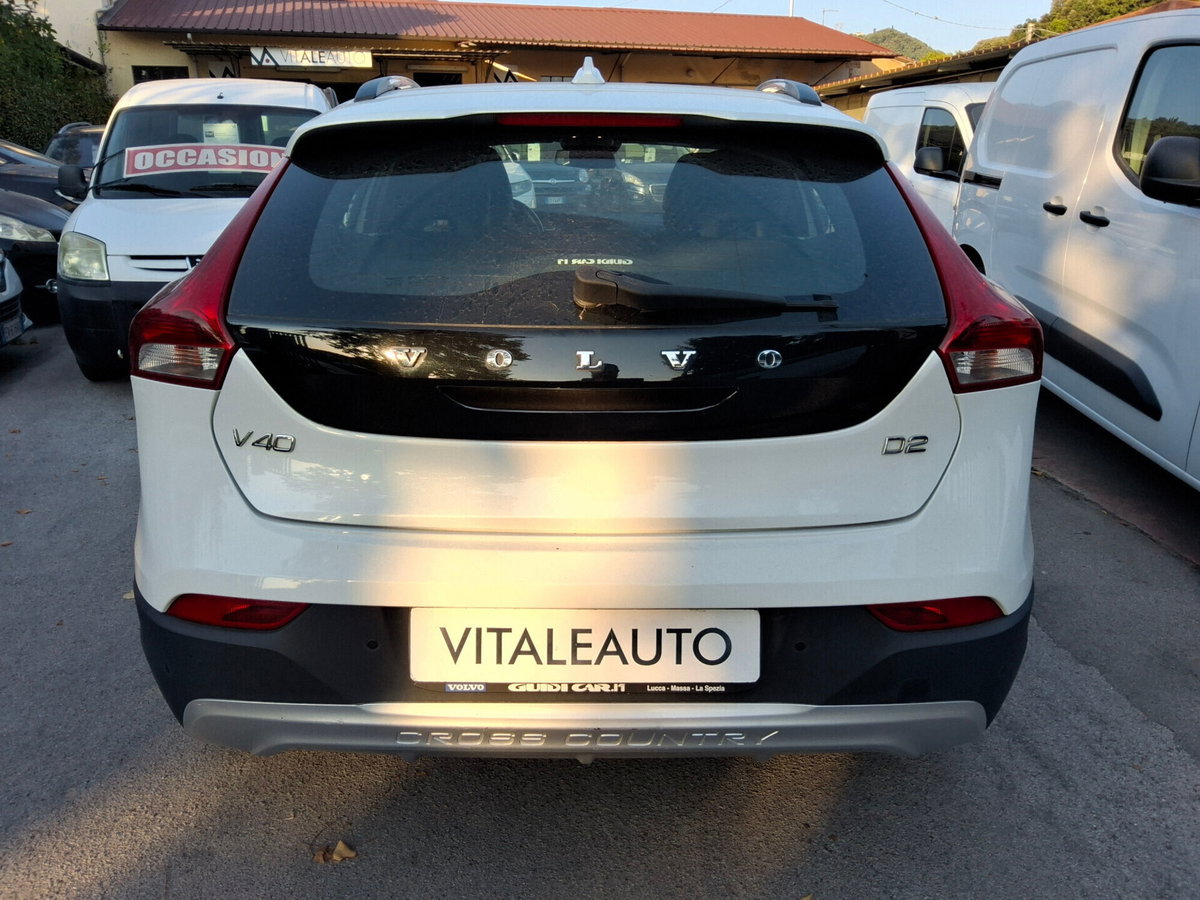 Volvo V40 Cross Country D2 Volvo Ocean Race (5)