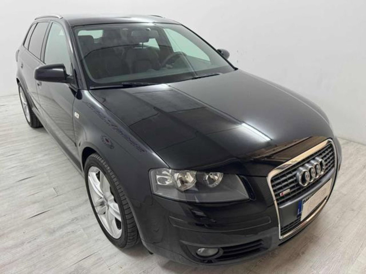 Audi A3 Sportback 2.0 TDI 170 CV F.AP. Attraction (2)