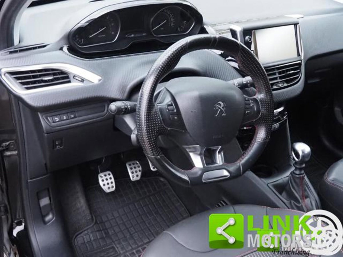 Peugeot 208 120 S&S 5 porte GT Line (15)