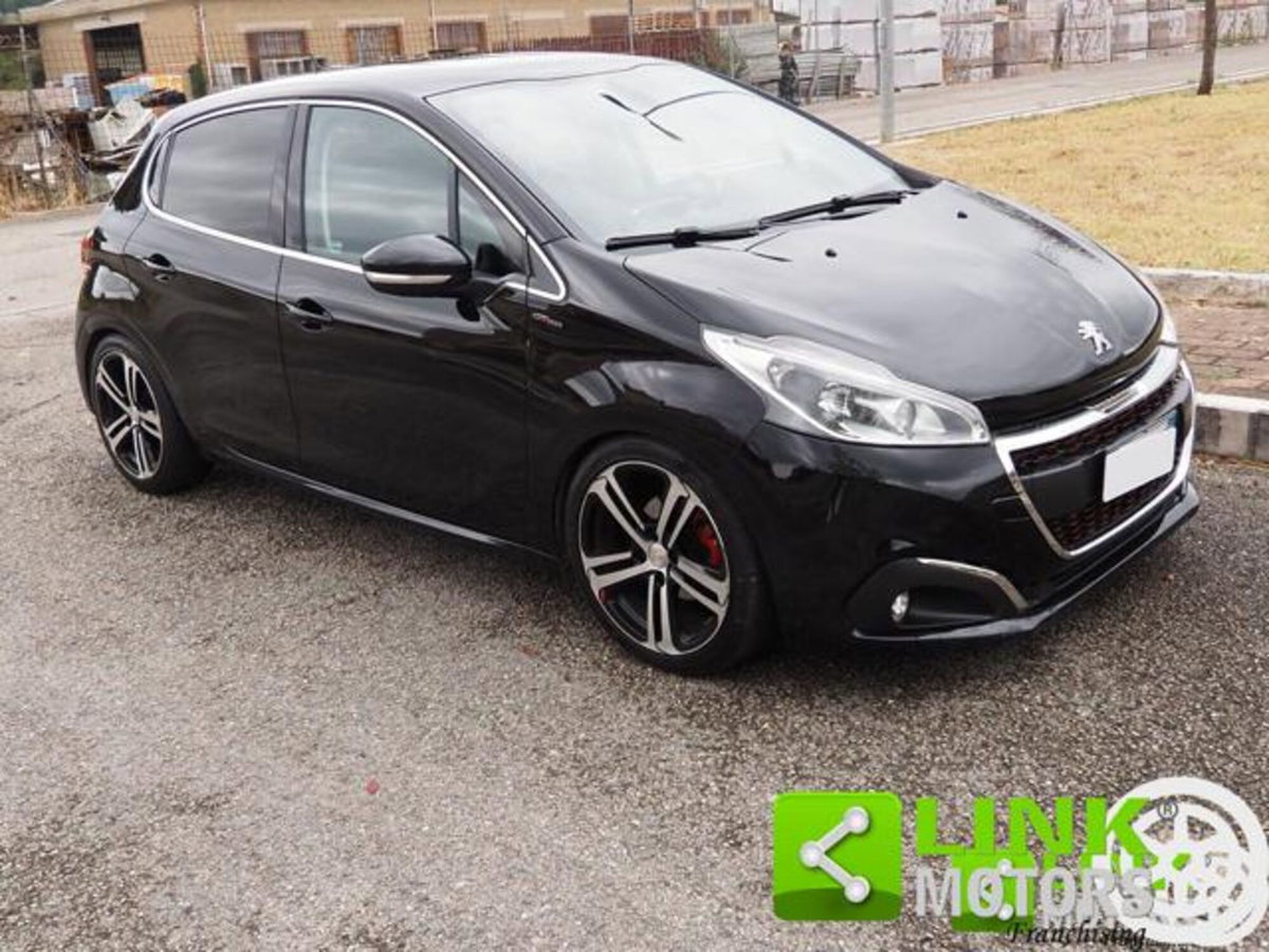 Peugeot 208 120 S&S 5 porte GT Line (3)