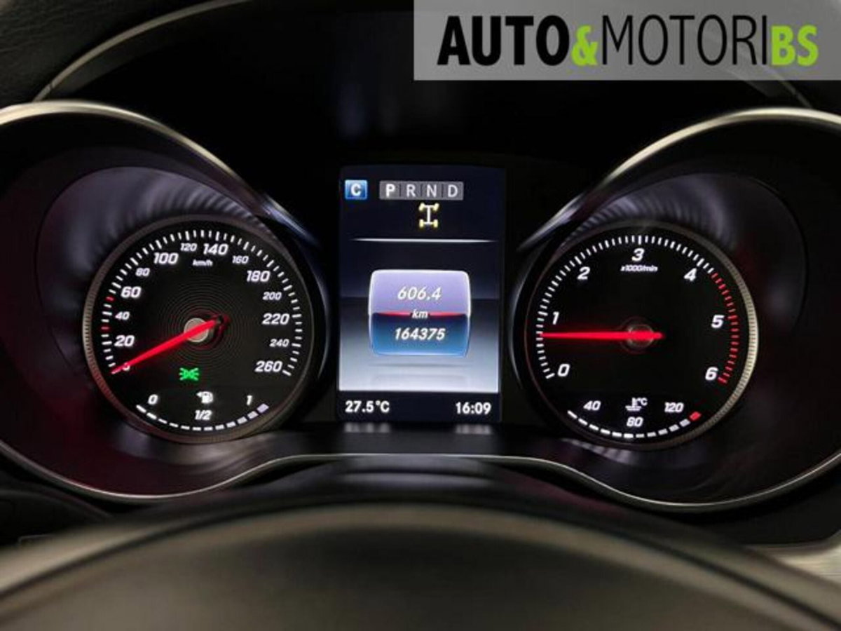 Mercedes-Benz Classe X Pick-up 350 d 4Matic Power (12)