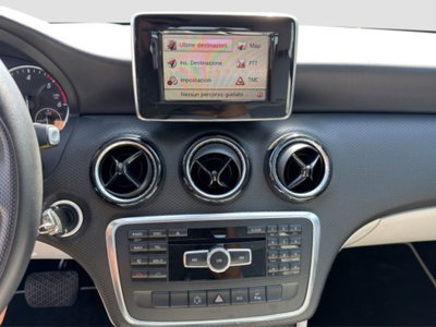 Mercedes-Benz Classe A 180 CDI BlueEFFICIENCY Automatic Executive (17)