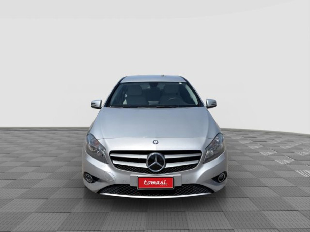 Mercedes-Benz Classe A 180 CDI BlueEFFICIENCY Automatic Executive (8)