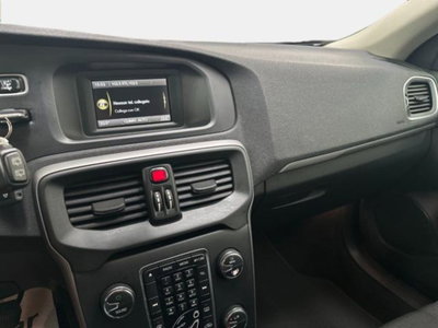Volvo V40 D2 1.6 Summum (10)