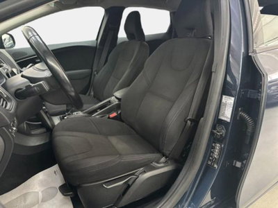 Volvo V40 D2 1.6 Summum (12)
