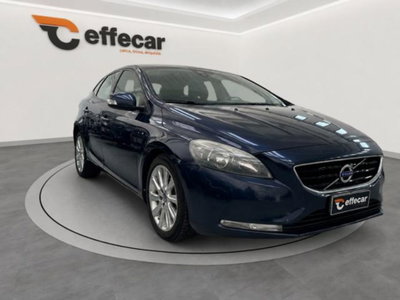 Volvo V40 D2 1.6 Summum (3)