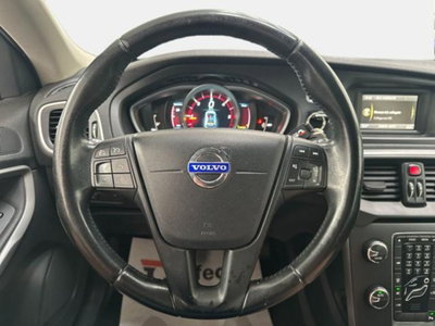 Volvo V40 D2 1.6 Summum (8)