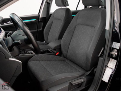 Volkswagen Golf Variant 2.0 tdi Life 115cv (9)