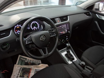 Skoda Octavia Station Wagon 1.5 G-TEC DSG Wagon Ambition (9)
