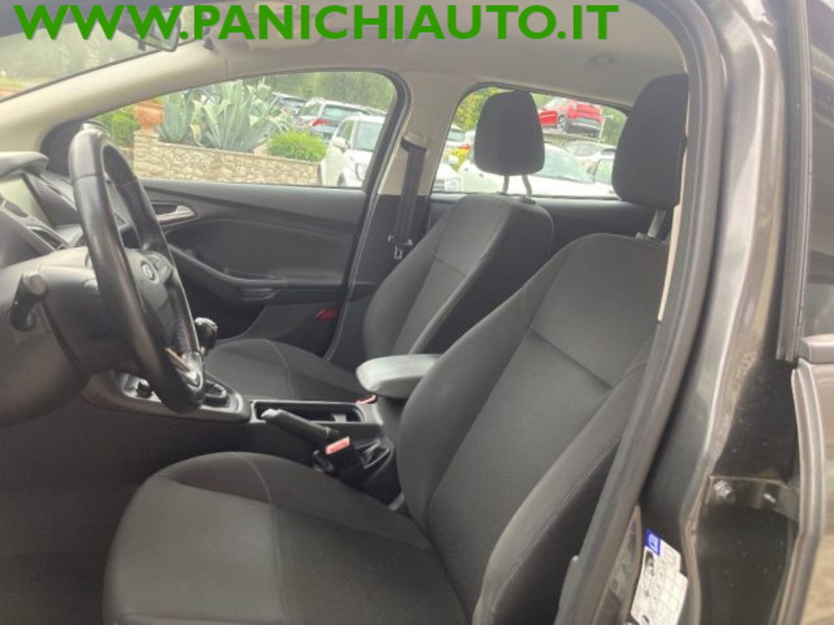 Ford Focus Station Wagon 1.5 TDCi 120 CV Start&Stop SW Titanium (9)