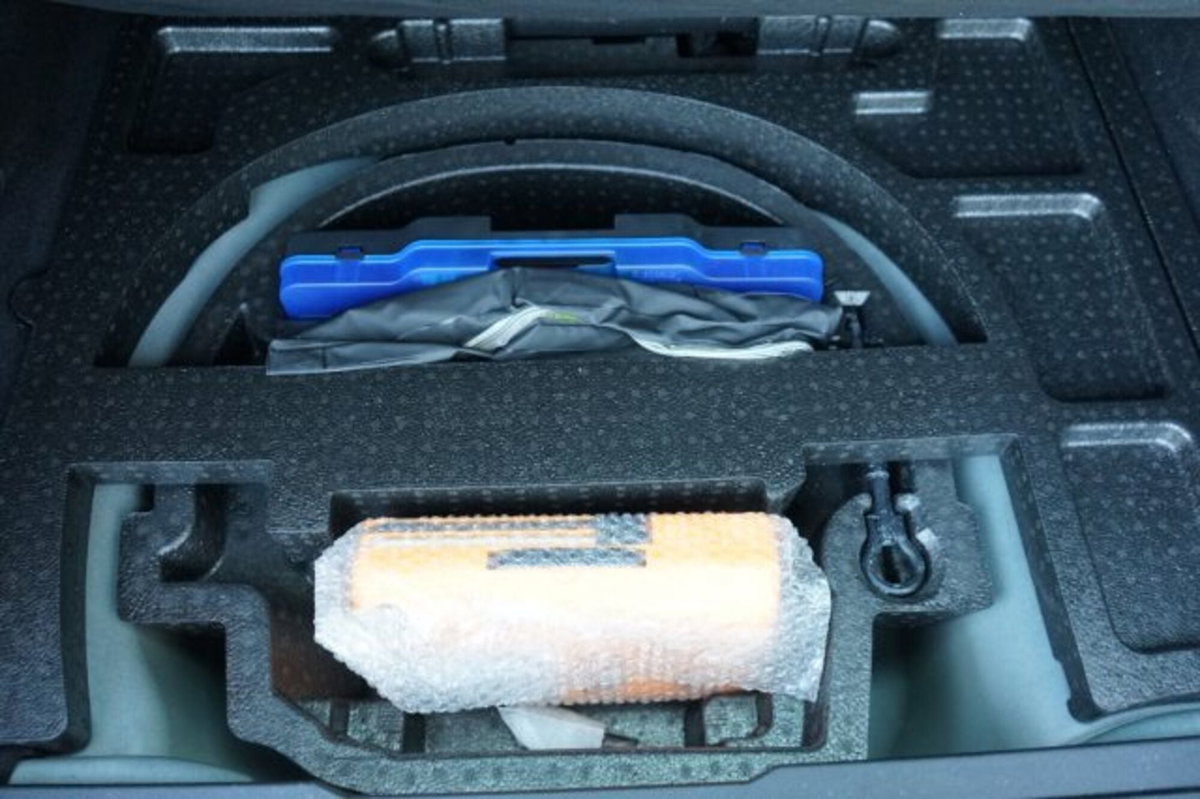 Peugeot 2008 e-HDi 92 CV Stop&Start robotizzato Active (20)