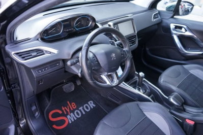 Peugeot 2008 e-HDi 92 CV Stop&Start robotizzato Active (6)