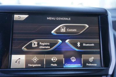 Peugeot 2008 e-HDi 92 CV Stop&Start robotizzato Active (8)