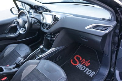 Peugeot 2008 e-HDi 92 CV Stop&Start robotizzato Active (9)
